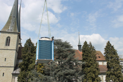 Spektakuläre Installation